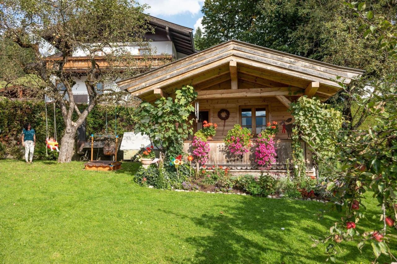 Haus Lindeneck - Erika Schwentner Apartment Kossen Exterior photo